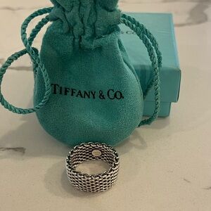 Tiffany & Co. Rare Discontinued Somerset Sterling Silver Ring With Pouch & Box